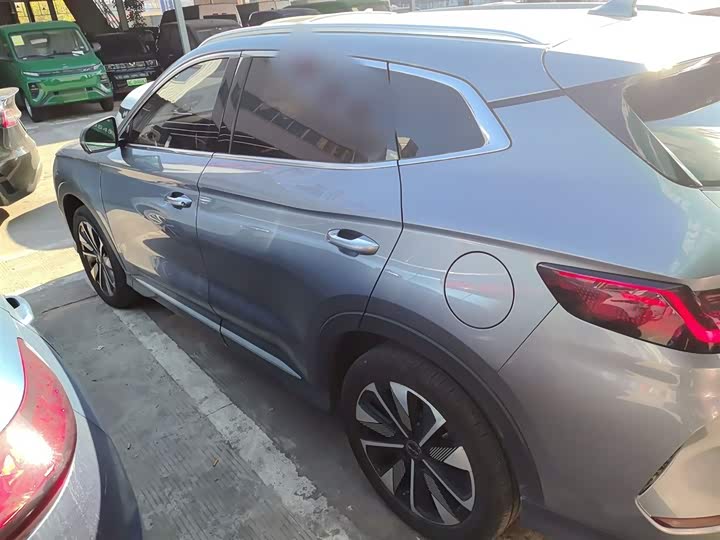 Фото 5 - BYD Song Plus Hybrid/EV