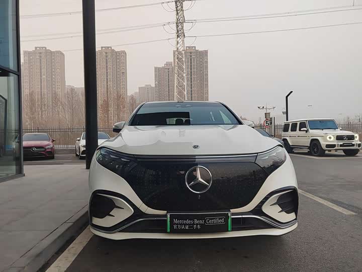 Фото 2 - Mercedes-Benz EQS SUV