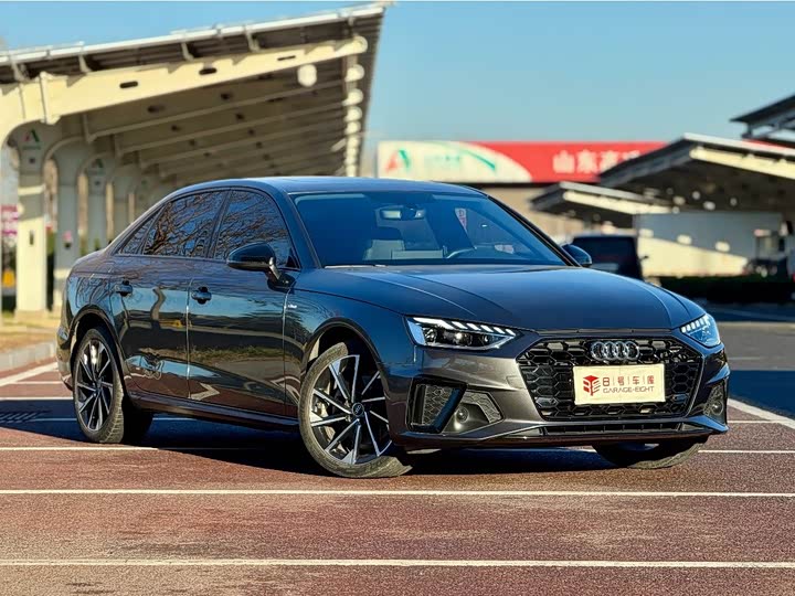 Фото 3 - Audi A4L