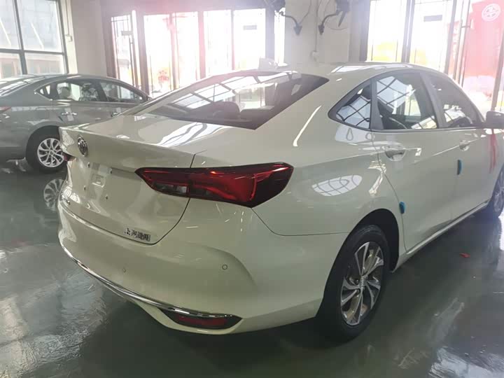 Фото 7 - Buick Verano