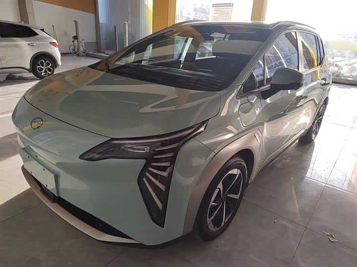 Фото 2 - GAC Aion Y