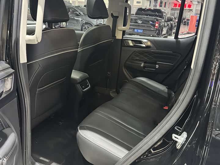 Фото 5 - Tank 300