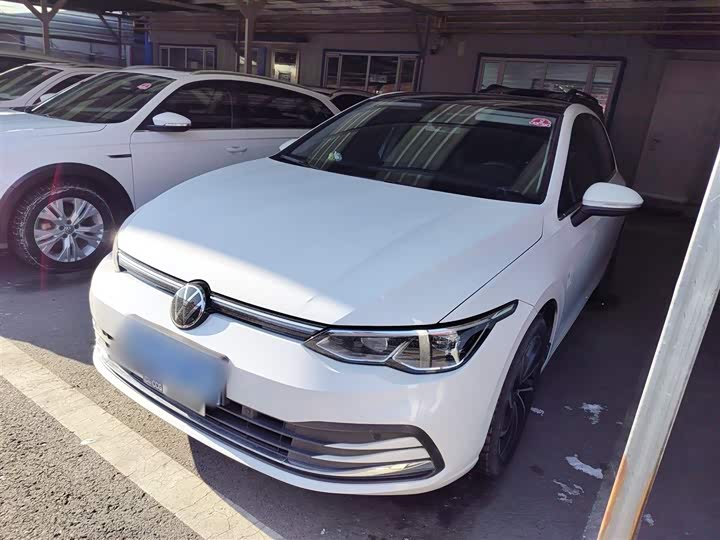 Фото 1 - Volkswagen Golf