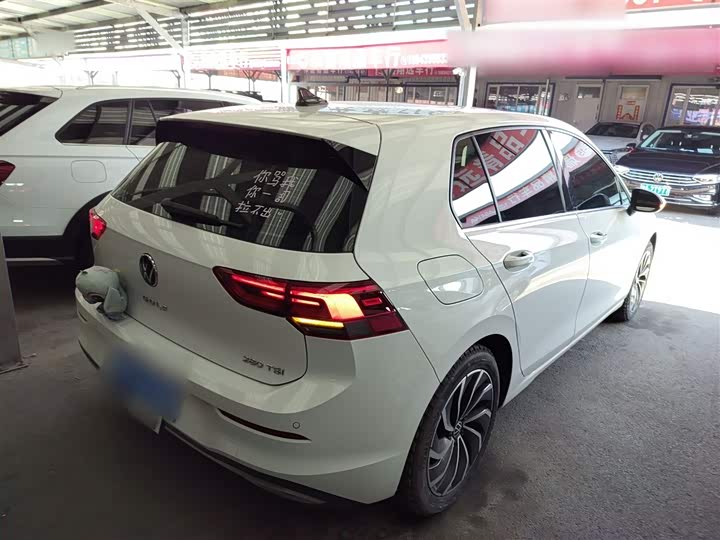 Фото 7 - Volkswagen Golf