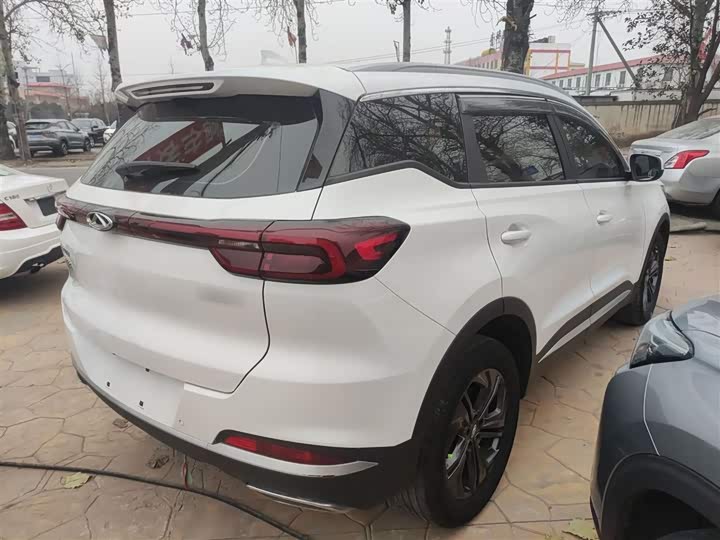 Фото 7 - Chery Tiggo 7