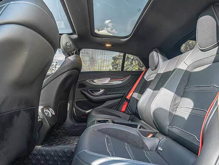 Фото 6 - Mercedes-Benz AMG GT