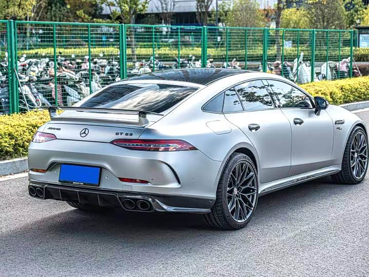 Фото 9 - Mercedes-Benz AMG GT