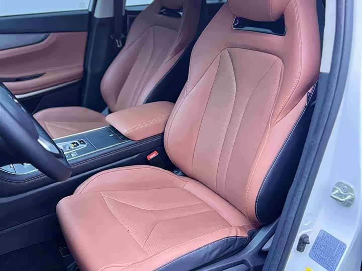 Фото 5 - Changan CS75