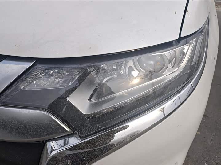 Фото 5 - Mitsubishi Outlander