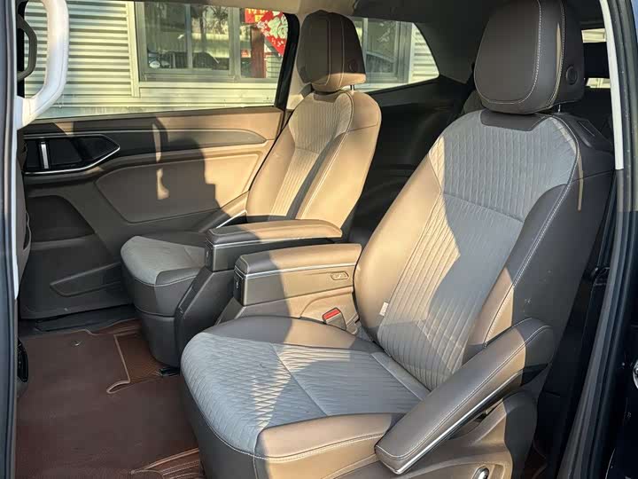 Фото 6 - Volkswagen Viloran