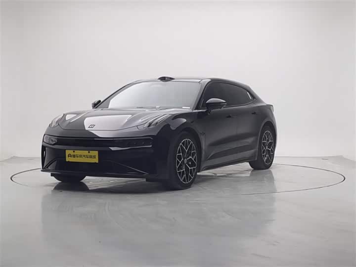 Фото 2 - Zeekr 001