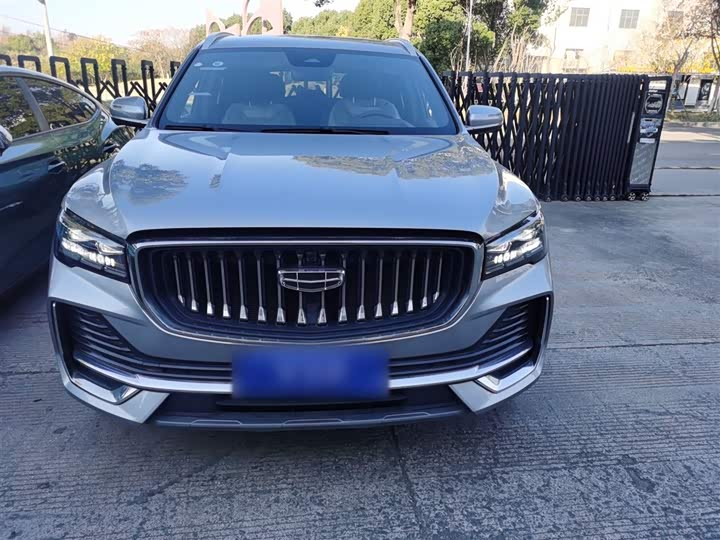 Фото 3 - Geely Monjaro