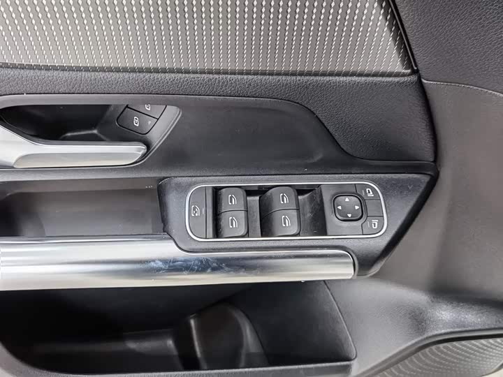 Фото 9 - Mercedes-Benz B-Class