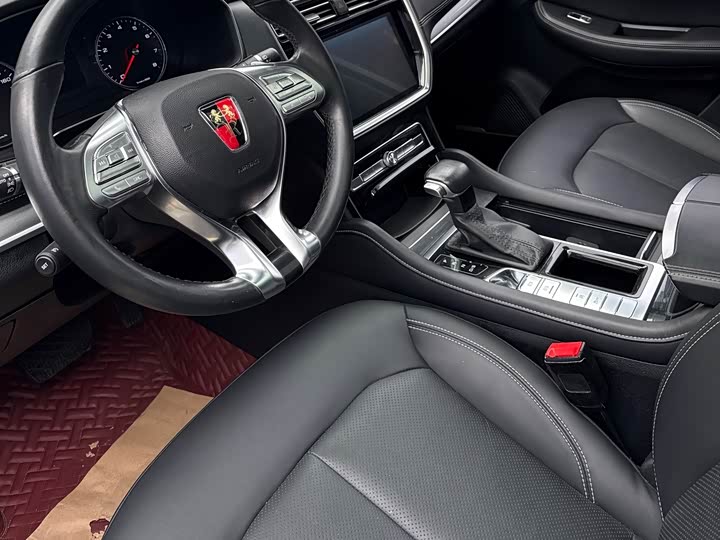 Фото 4 - Roewe RX8