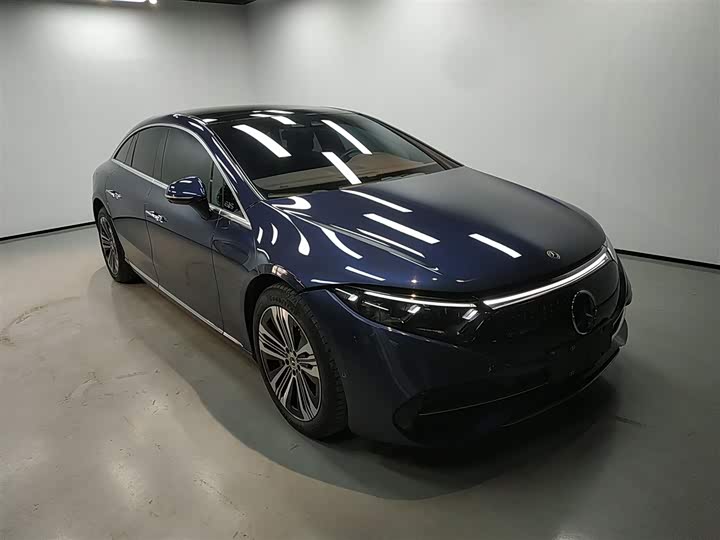 Фото 4 - Mercedes-Benz EQS