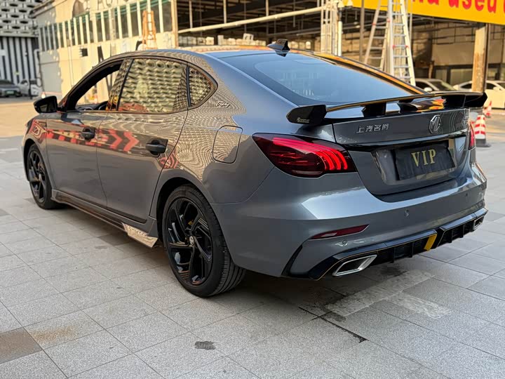 Фото 7 - MG Motor 6