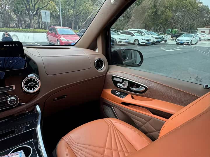 Фото 9 - Mercedes-Benz Vito