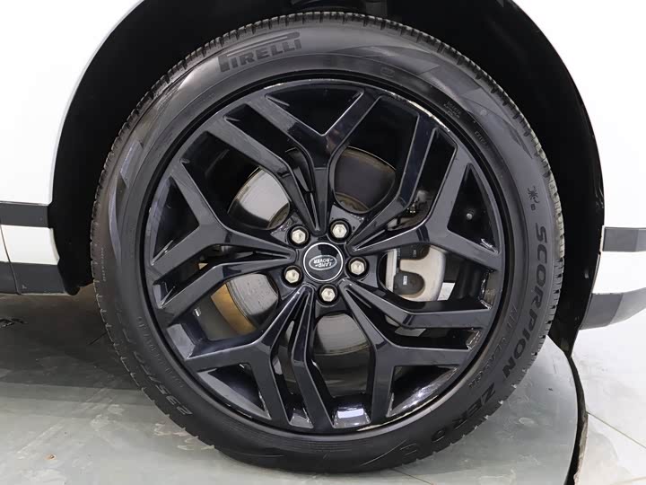 Фото 6 - Land Rover Range Rover Evoque L