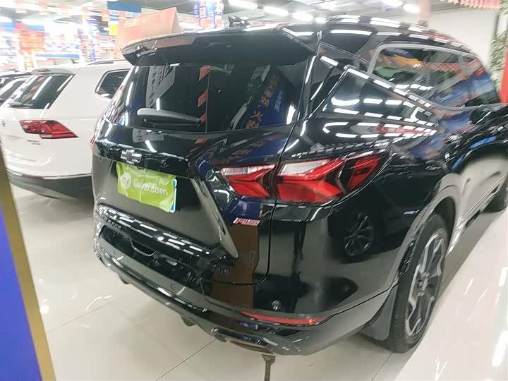 Фото 6 - Chevrolet Blazer