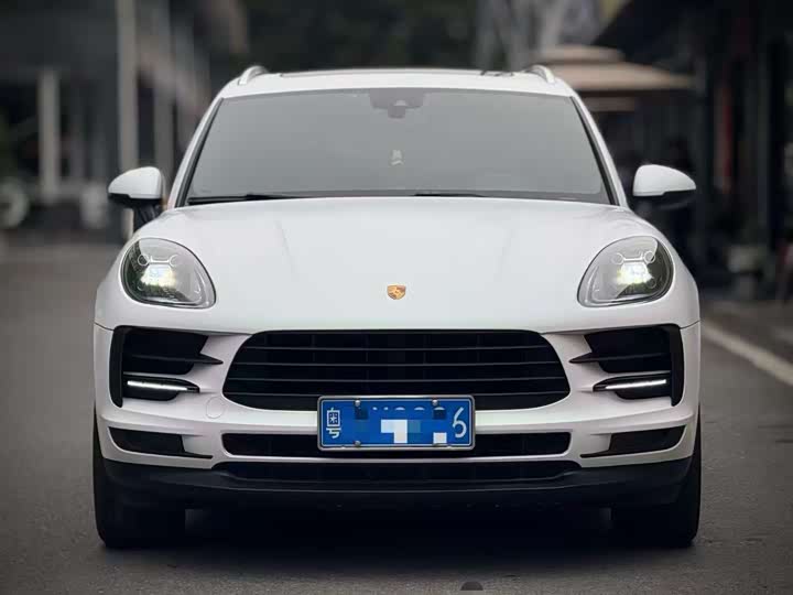 Фото 2 - Porsche Macan