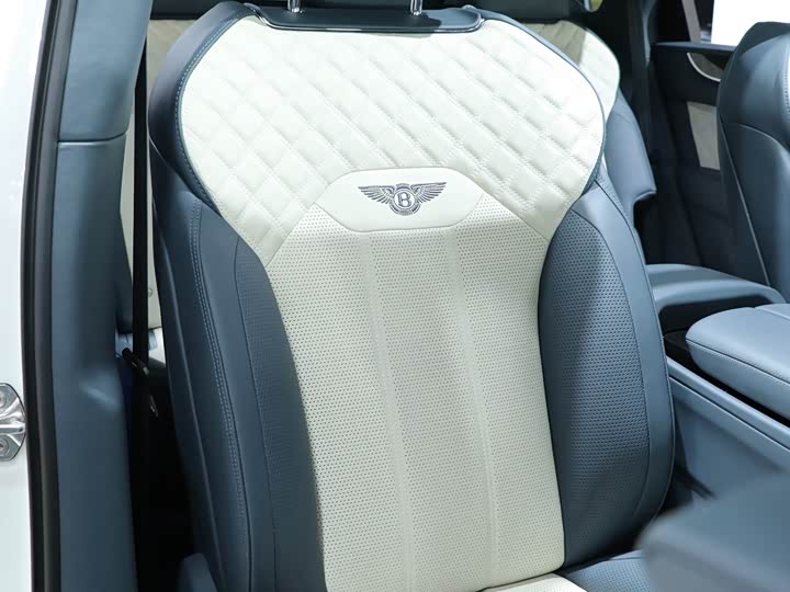 Фото 7 - Bentley Bentayga