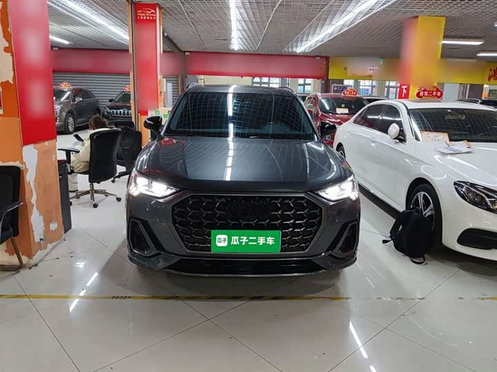 Фото 3 - Audi Q3
