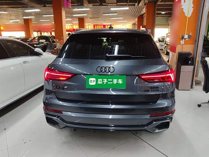 Фото 6 - Audi Q3