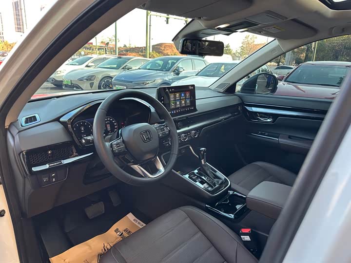 Фото 9 - Honda CR-V