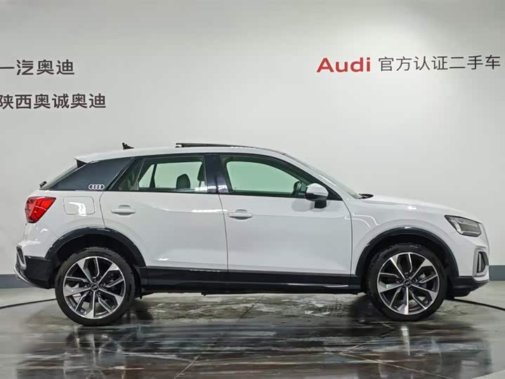 Фото 3 - Audi Q2L