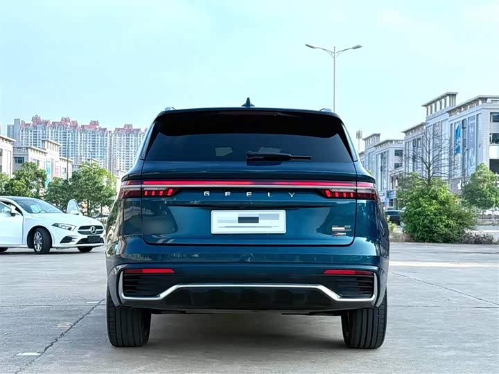 Фото 6 - Geely Monjaro