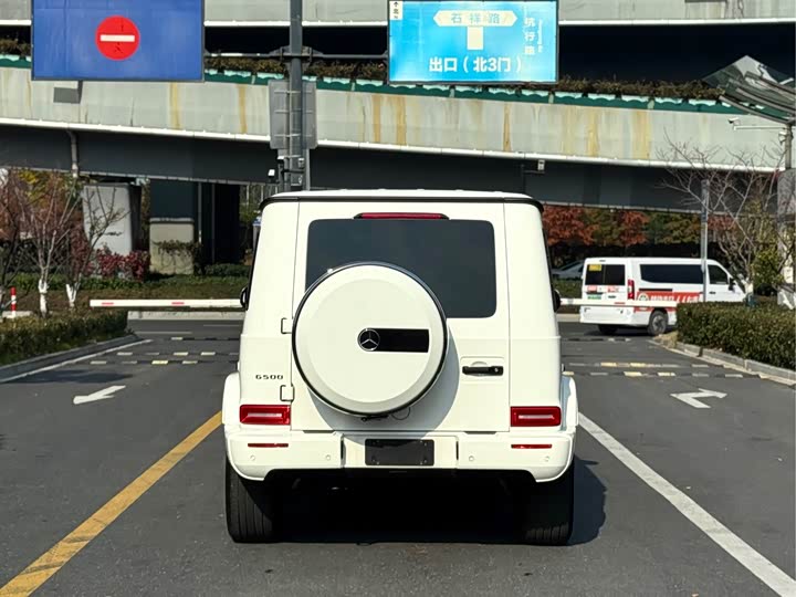 Фото 7 - Mercedes-Benz G-Class