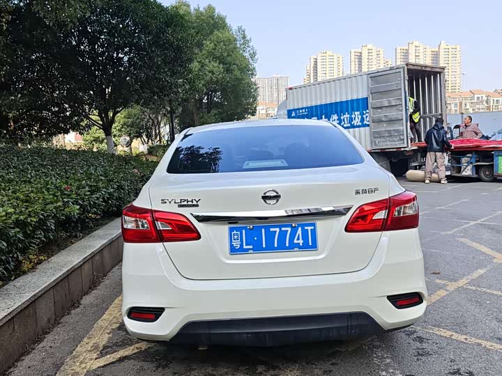 Фото 6 - Nissan Sylphy