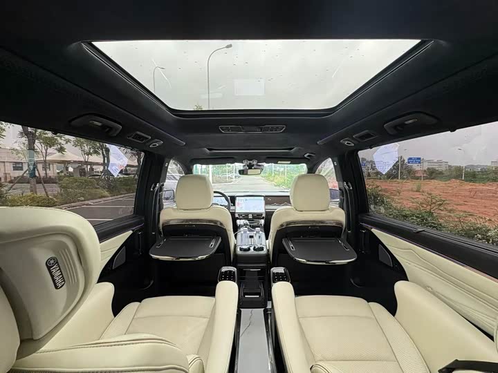 Фото 5 - GAC Trumpchi M8