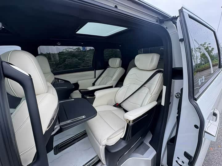 Фото 6 - GAC Trumpchi M8