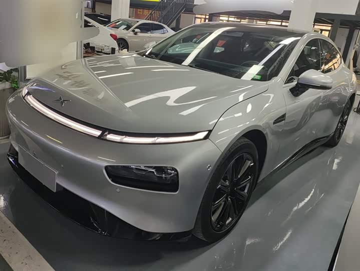 Фото 1 - XPeng P7