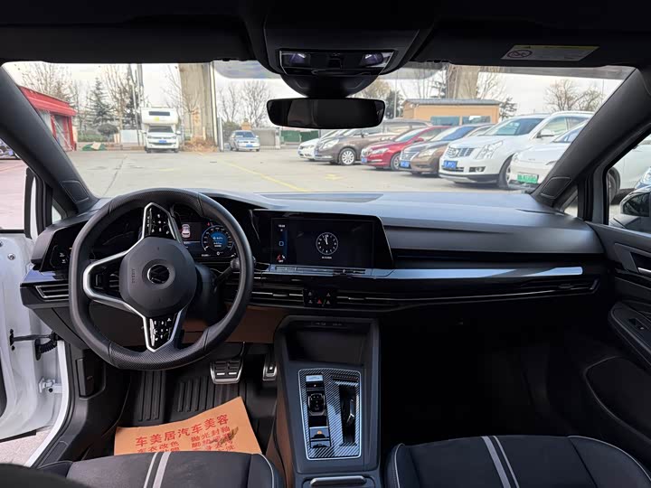 Фото 7 - Volkswagen Golf