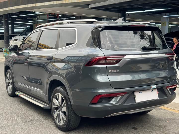 Фото 4 - Geely Okavango