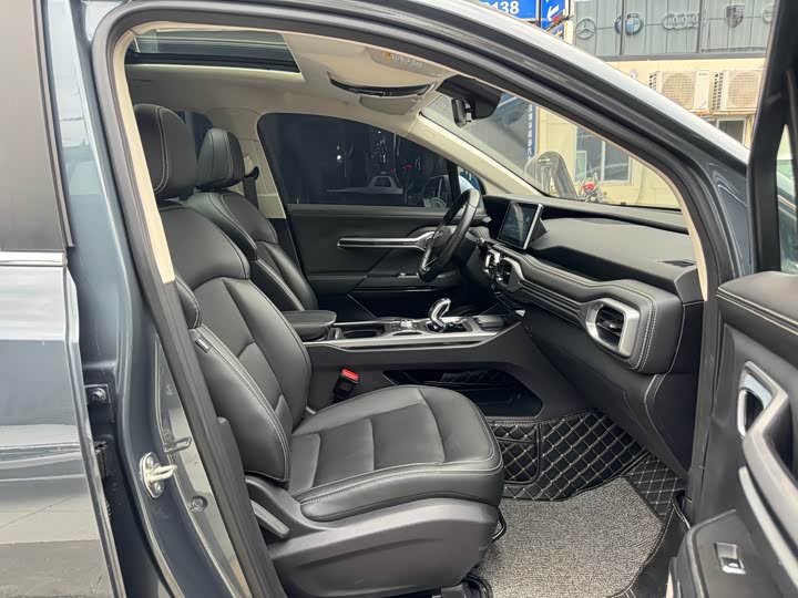 Фото 7 - Geely Okavango