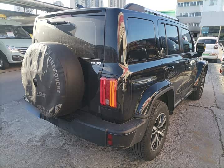 Фото 7 - Tank 300