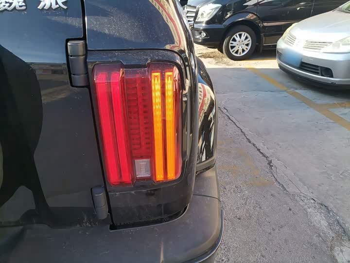 Фото 8 - Tank 300