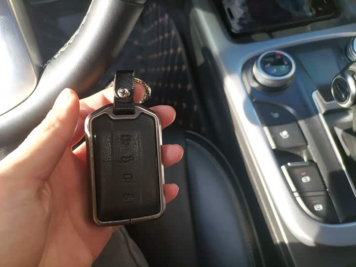 Фото 9 - Tank 300