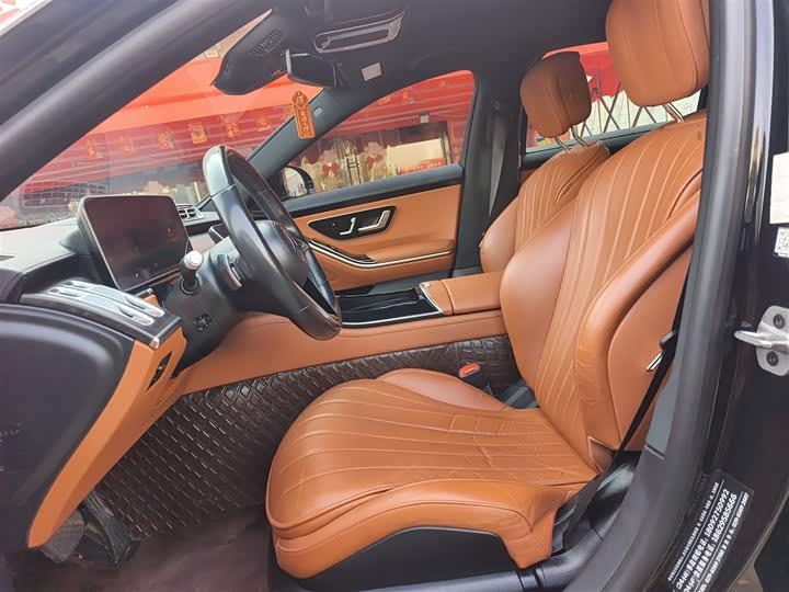 Фото 8 - Mercedes-Benz S-Class