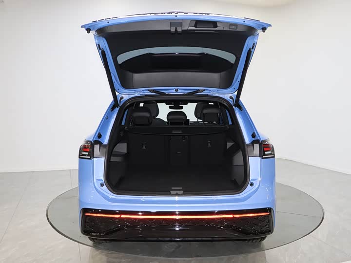 Фото 6 - Volkswagen Tiguan L Pro