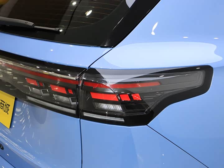 Фото 7 - Volkswagen Tiguan L Pro