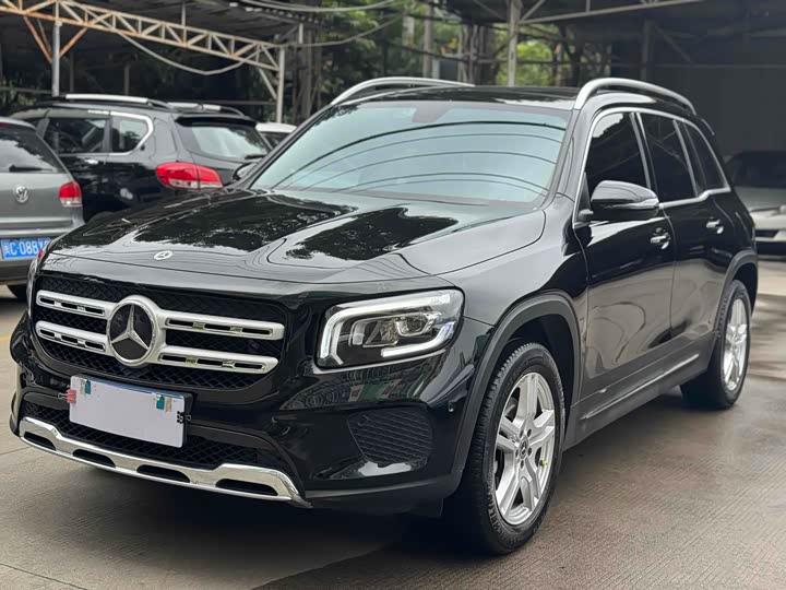 Фото 1 - Mercedes-Benz GLB-Class