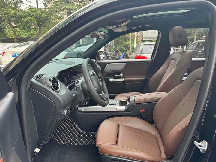 Фото 6 - Mercedes-Benz GLB-Class