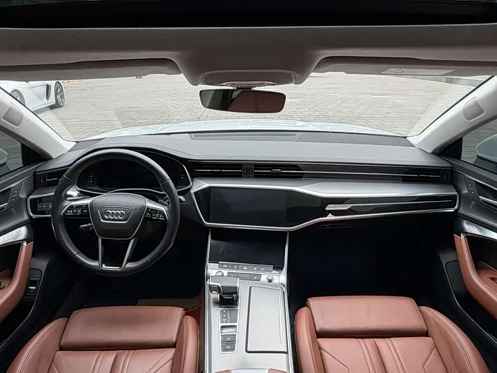 Фото 5 - Audi A7