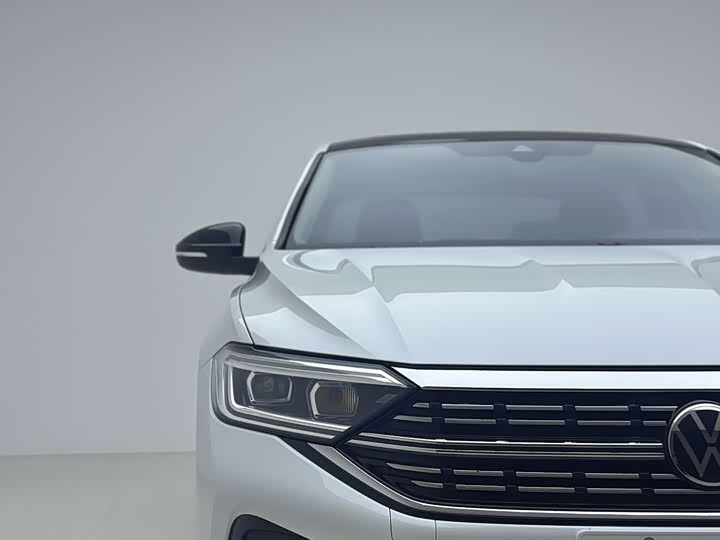 Фото 4 - Volkswagen Sagitar L