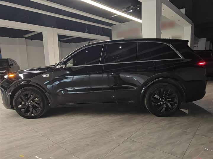 Фото 5 - LiXiang L8