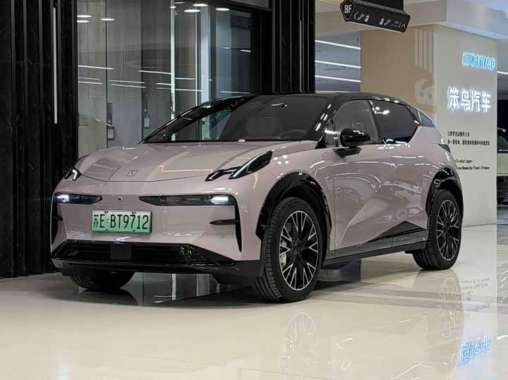 Фото 1 - Zeekr X